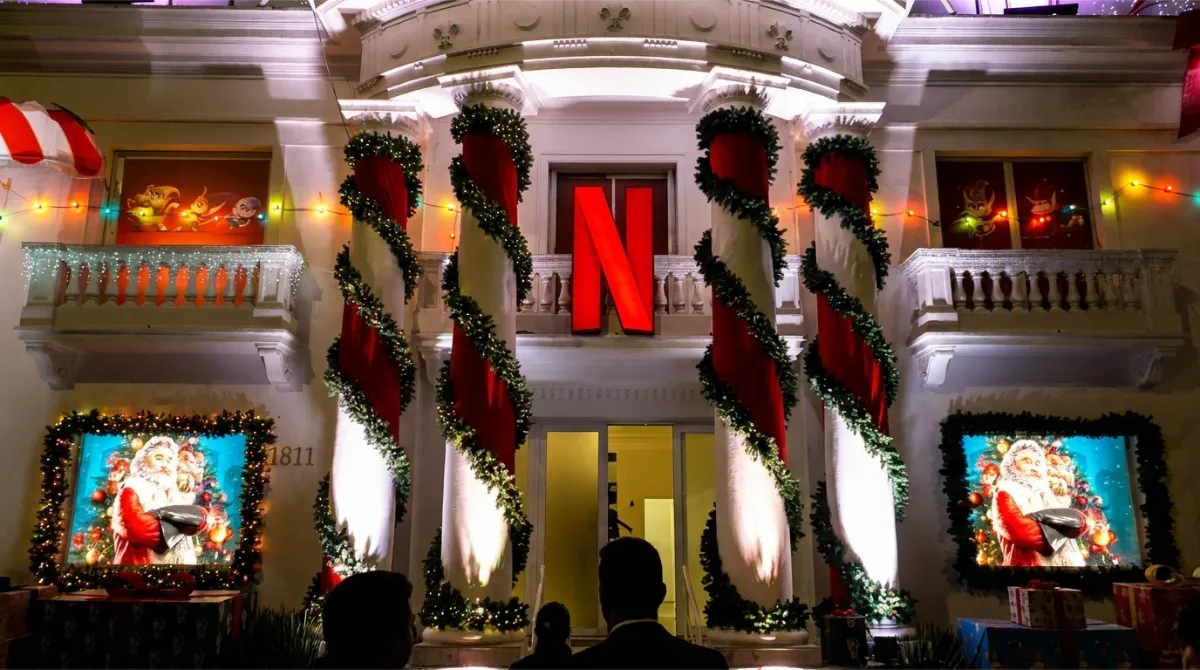 Decoração de Natal Netflix Brasil – projeto Forma & Luz São Paulo
