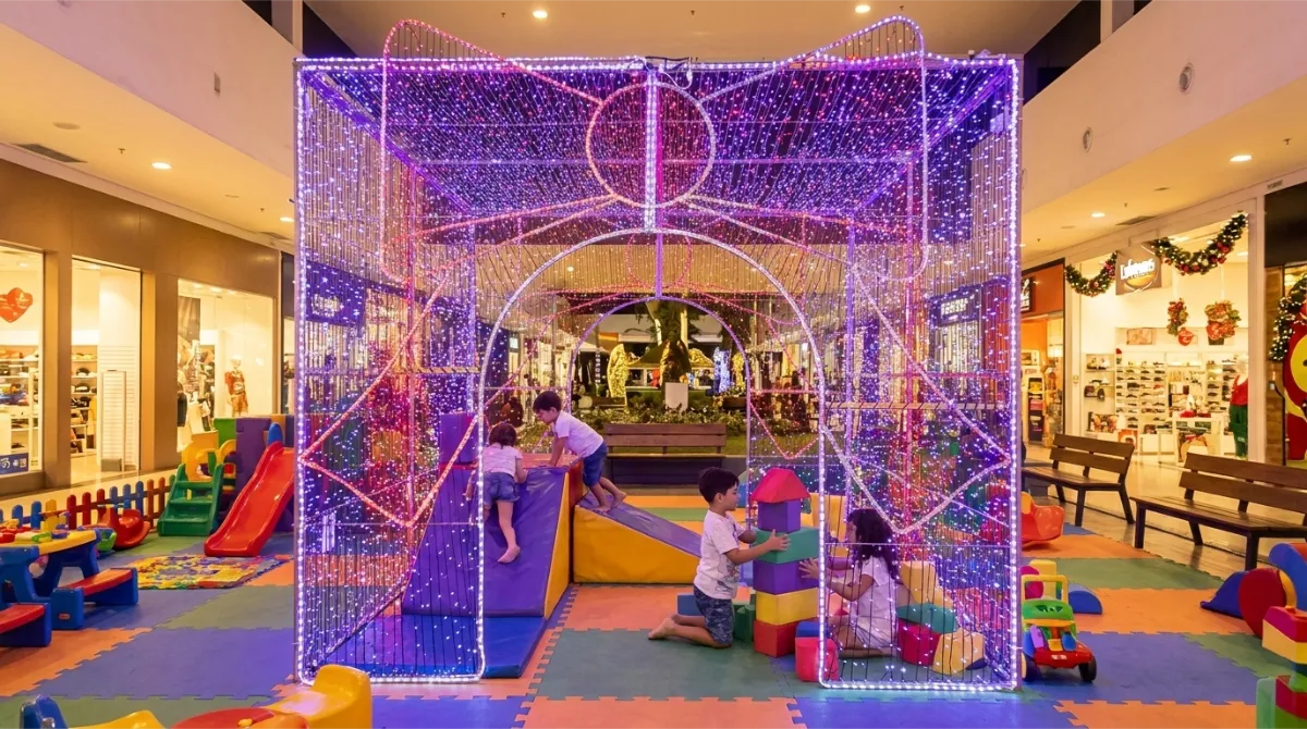 Enfeites e presentes natalinos decorativos para empresa – Forma & Luz